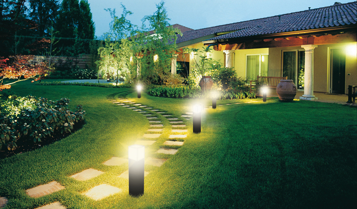 Sở hữu 3 mẫu đèn trụ trang trí sân vườn đẹp nhất hiện nay