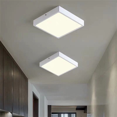 Điểm danh 2 loại đèn led ốp trần nổi vuông tốt nhất